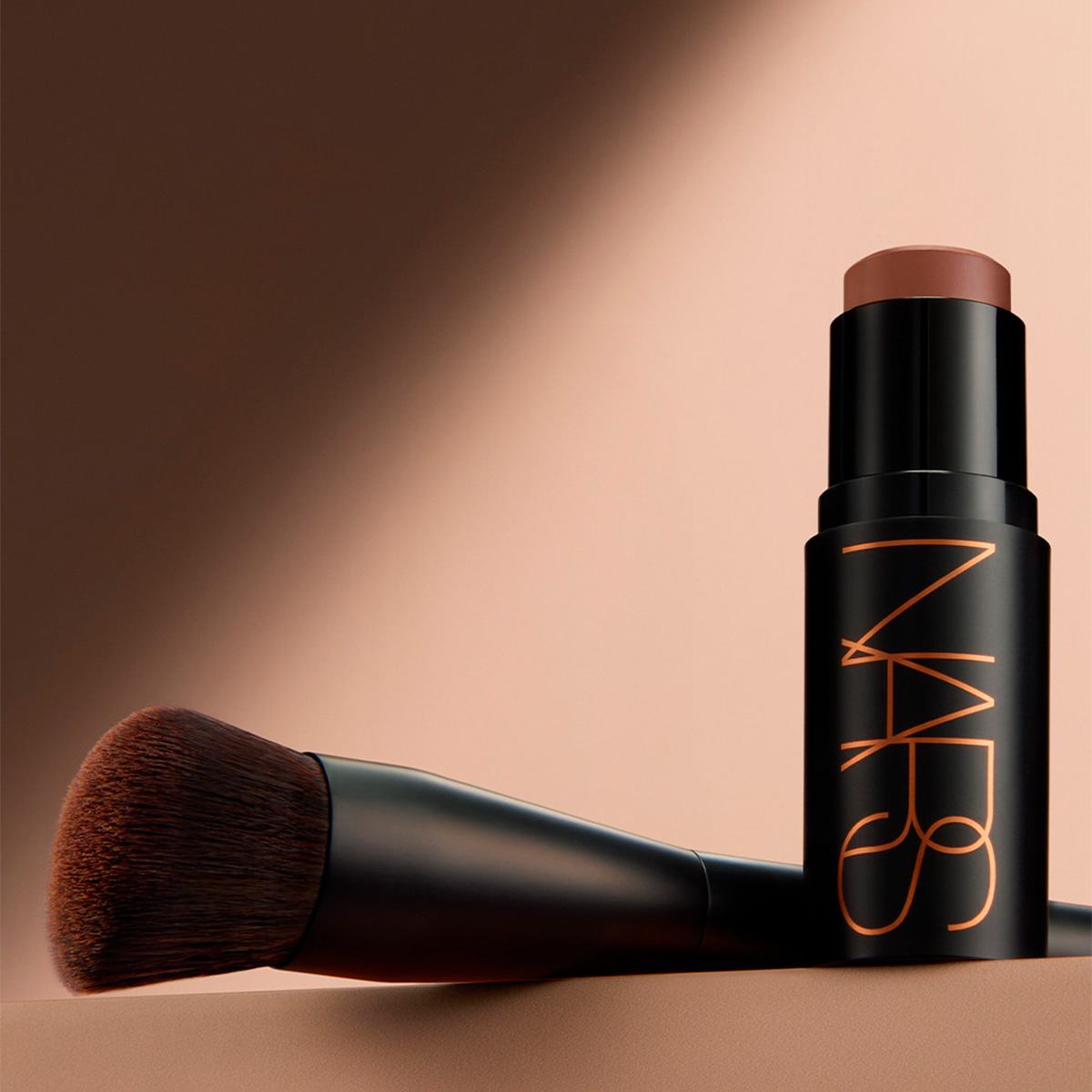 NARS 立體小臉修容棒