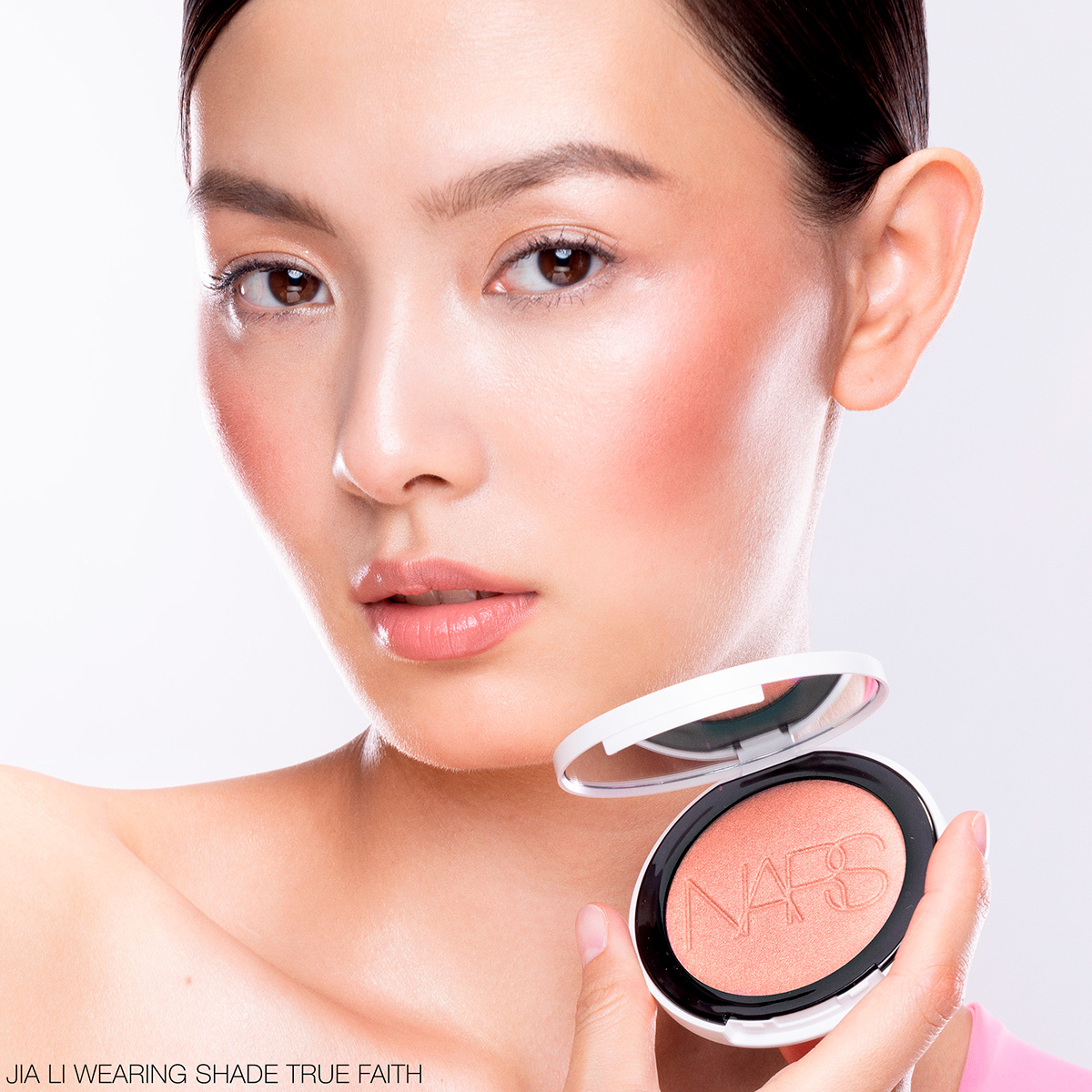 NARS 彩妝師最愛3步驟