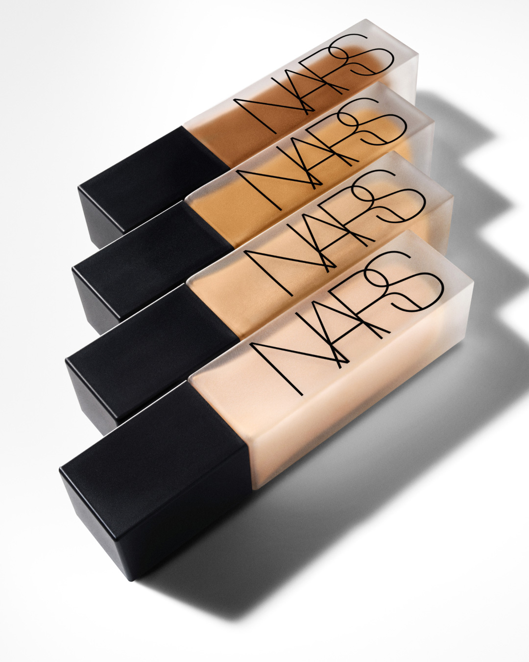 「超控輕霧粉底精華」#控場粉底